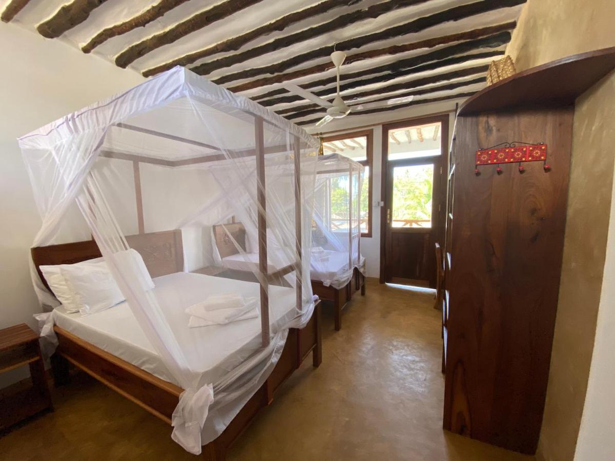 Zuzanu House Bed & Breakfast Nungwi Exterior photo