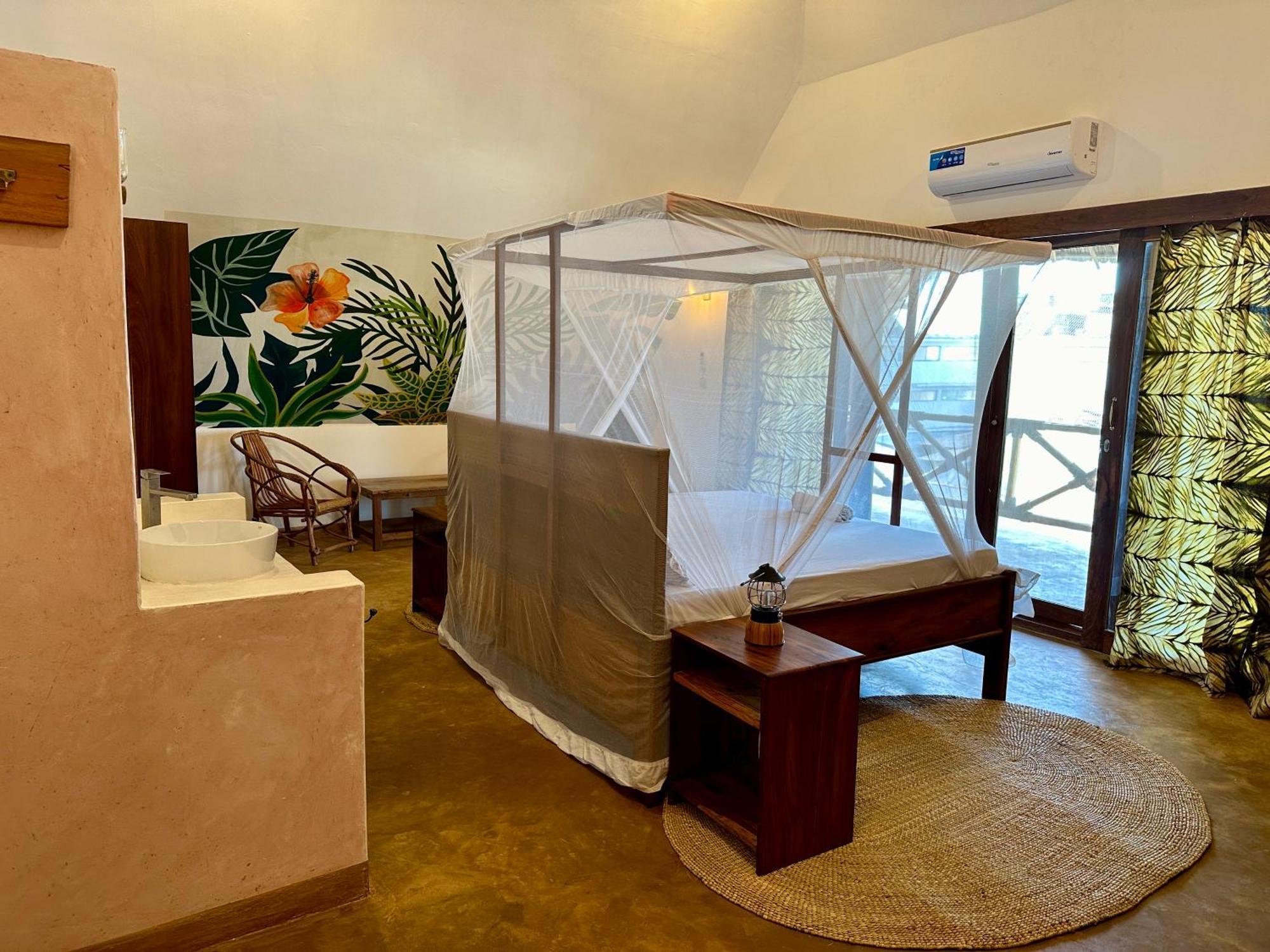 Zuzanu House Bed & Breakfast Nungwi Exterior photo